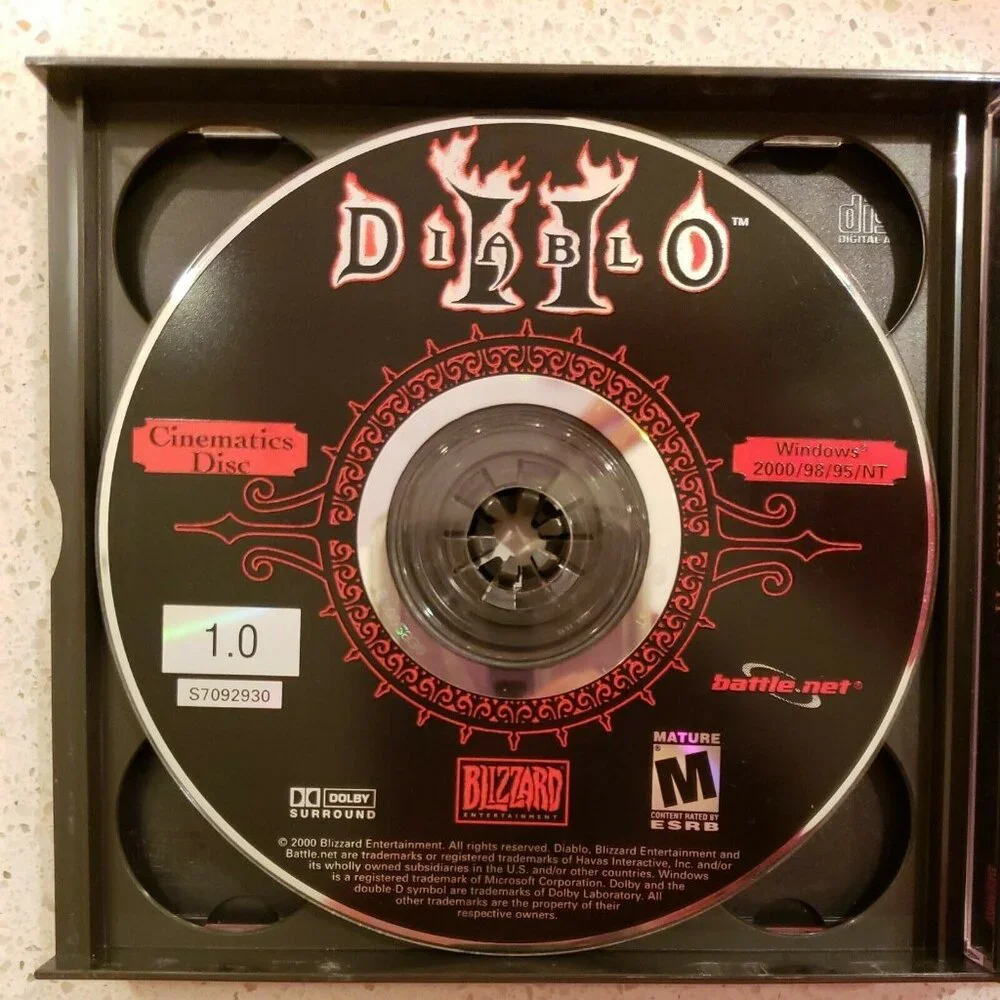 Diablo 2 II PC Video Game Fantasy Battle Windows 2000 + Expansion Set Blizzard
